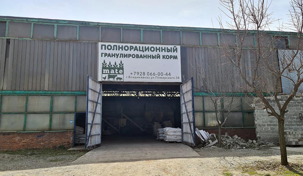 Полнорационный гранулированный корм для животных и птицы во Владикавказе