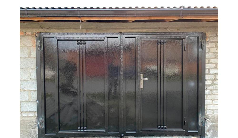 ИЗГОТОВЛЕНИЕ ВОРОТ, ПЕРИЛ, НАВЕСОВ, КОЗЫРЬКОВ