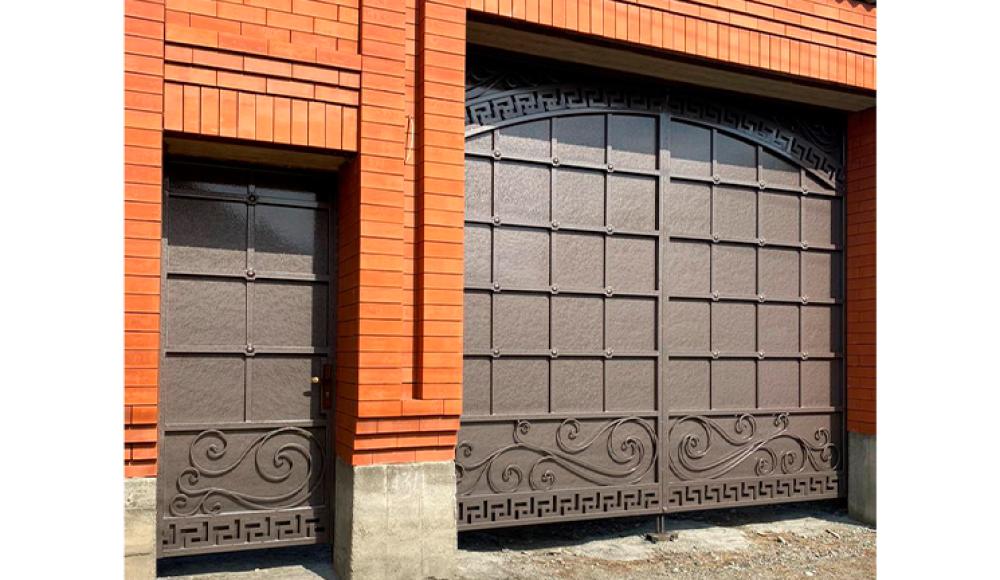 ИЗГОТОВЛЕНИЕ ВОРОТ, ПЕРИЛ, НАВЕСОВ, КОЗЫРЬКОВ