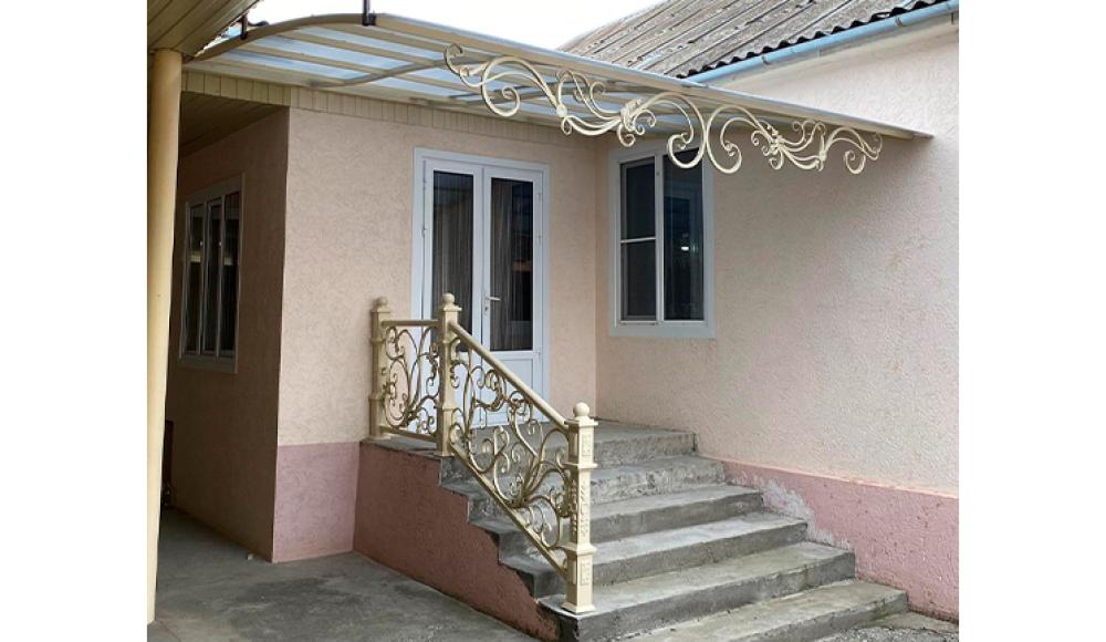 ИЗГОТОВЛЕНИЕ ВОРОТ, ПЕРИЛ, НАВЕСОВ, КОЗЫРЬКОВ