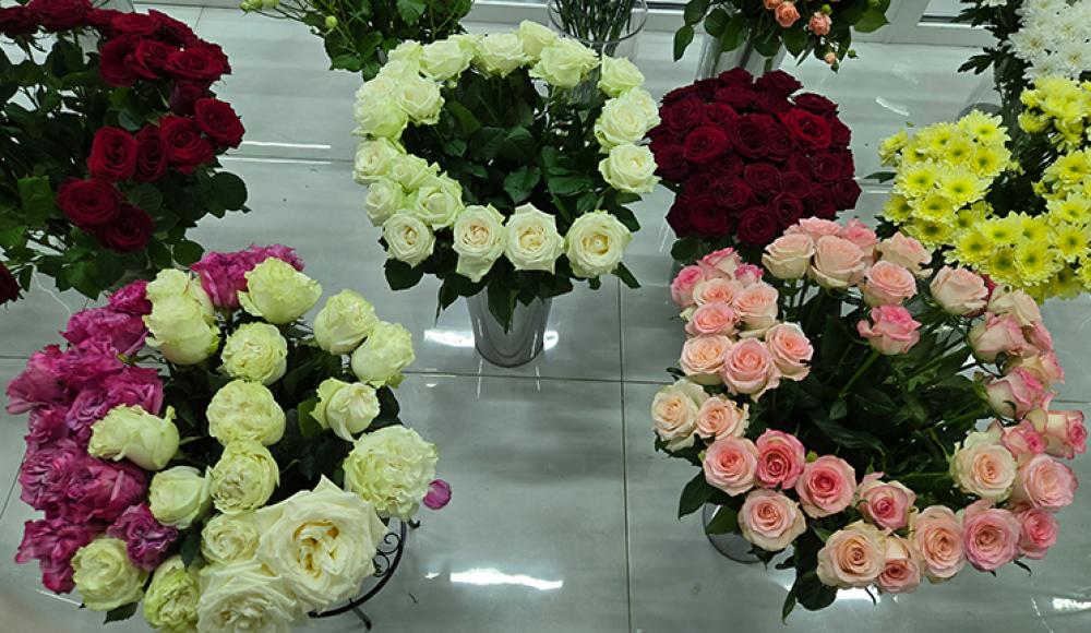 ЦВЕТЫ ЛИЛИ оптом и в розницу