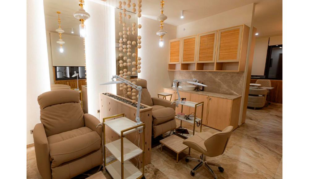 EMI школа маникюра