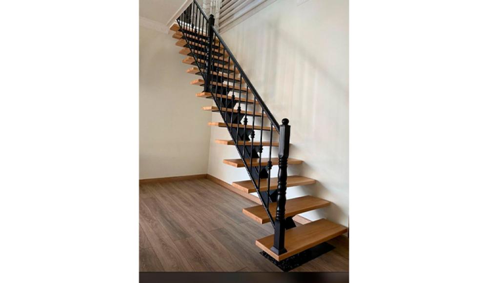 ИЗГОТОВЛЕНИЕ ВОРОТ, ПЕРИЛ, НАВЕСОВ, КОЗЫРЬКОВ