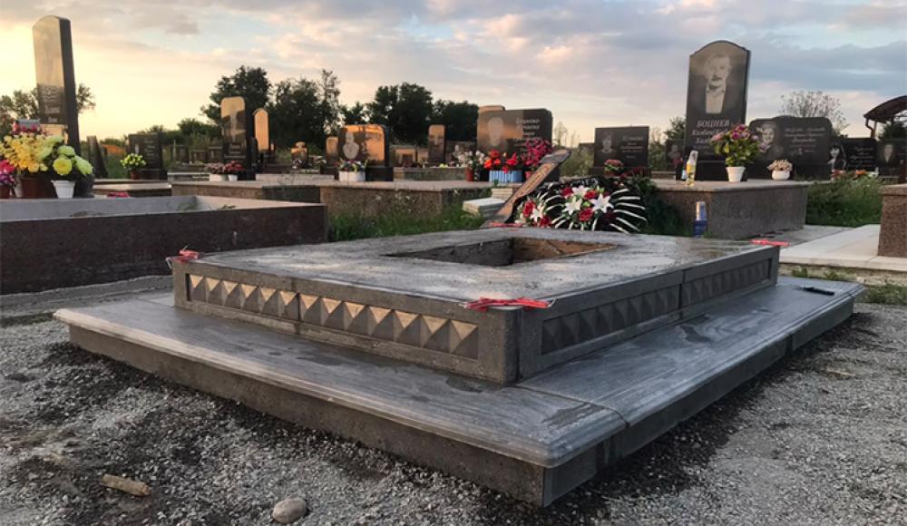 СБОРНЫЕ НАДГРОБИЯ из бетона