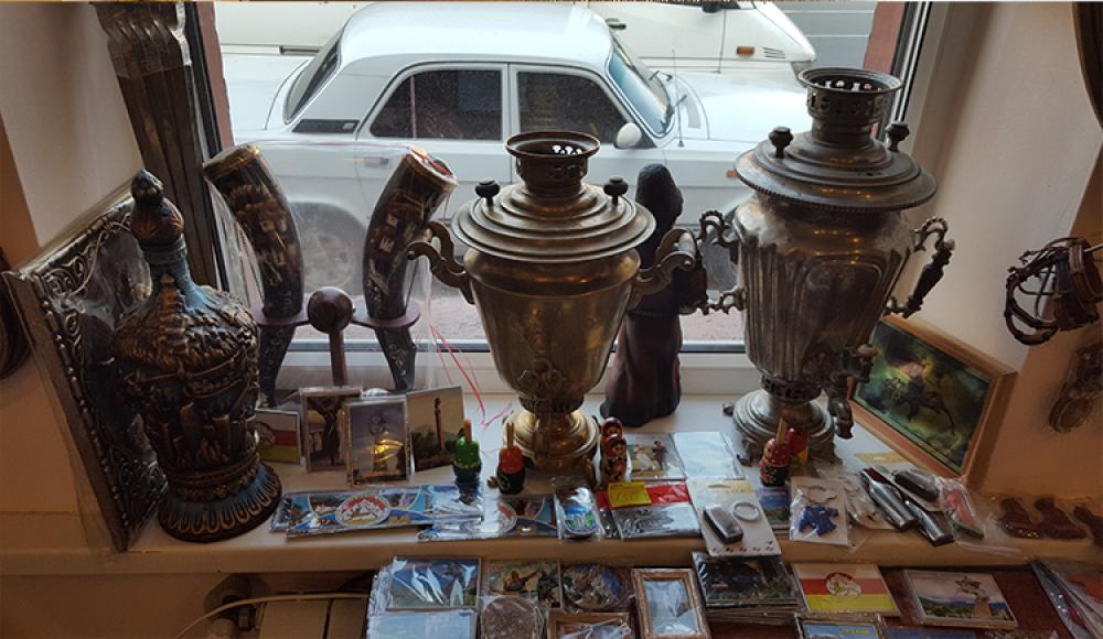 КАВКАЗСКИЕ СУВЕНИРЫ
