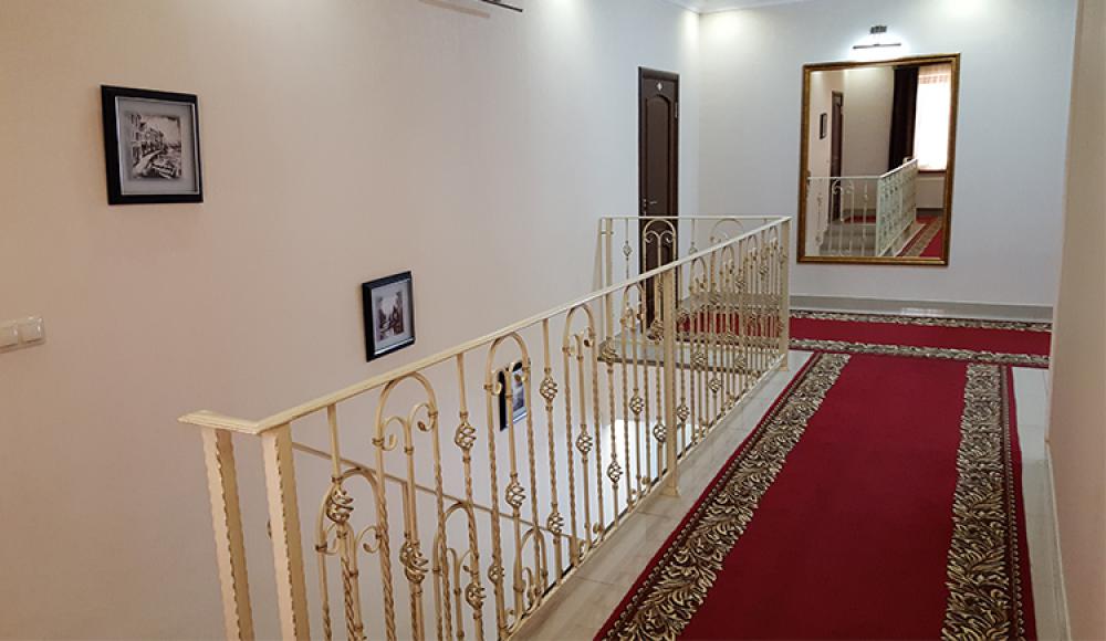 GOMBOR гостиница