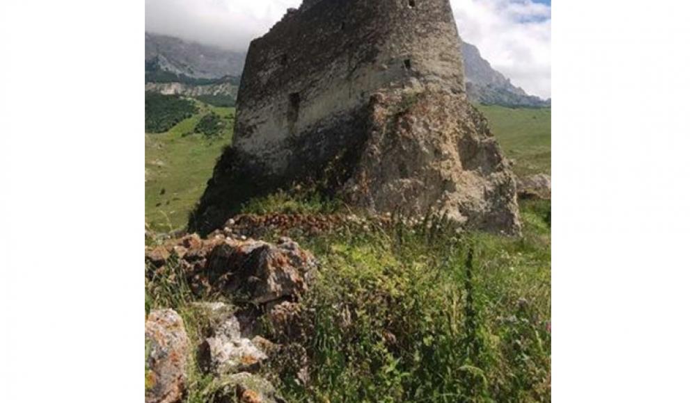 ЭКСКУРСИИ ВО ВЛАДИКАВКАЗЕ В ГОРЫ ОСЕТИИ: лучшие цены и маршруты.